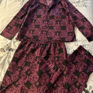 Alfani Women's Black and Purple Floral Pajama Set